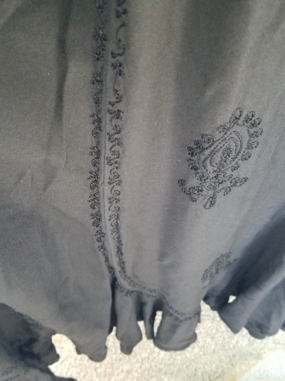 90’s Witchy Embroidered Maxi Dress - Picture 6 of 10